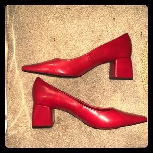 Red heels 👠👠